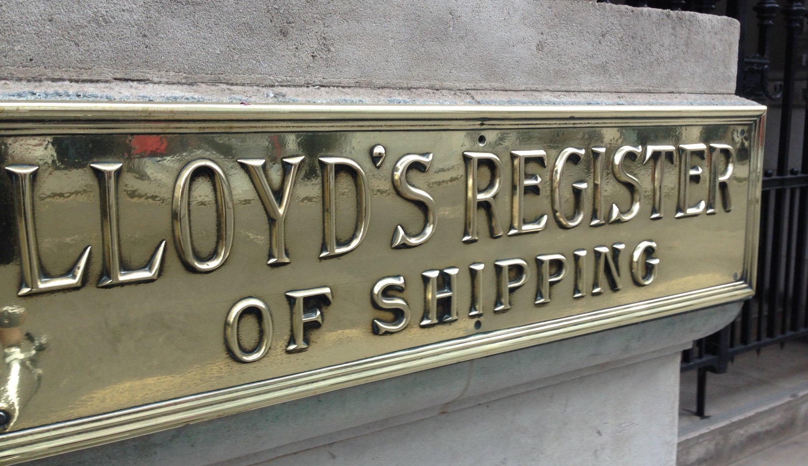 Lloyd’s Register sign